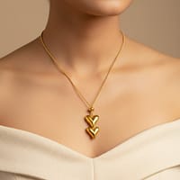 Adjustable Heart Pendant Necklace for women gold plated