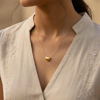heart pendant necklace gift under 1000