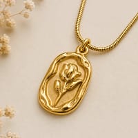 Floral Pendant Necklace