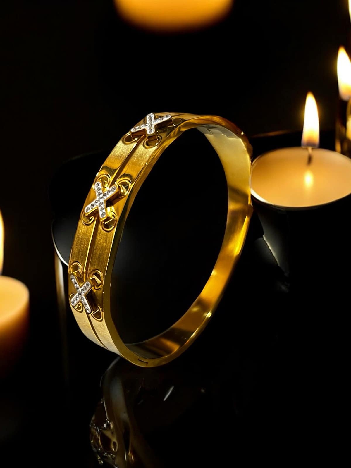 Criss Cross Gold Anti Tarnish Bracelet - Image 2