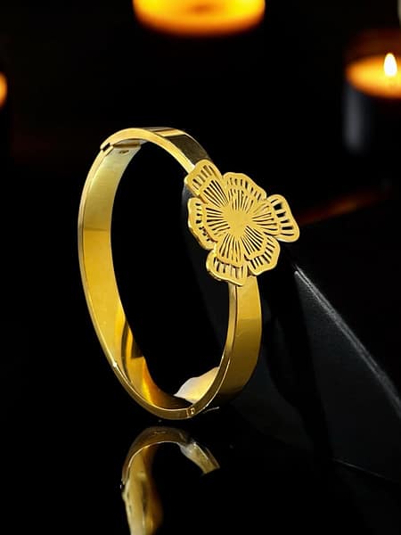 Petal Luxe Anti Tarnish Bracelet