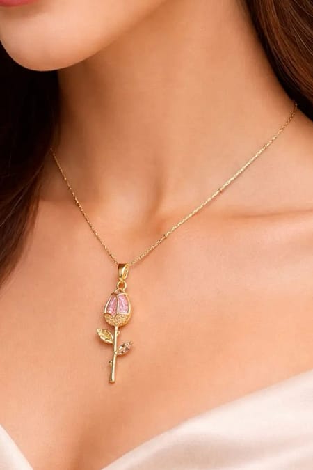 rose design gold pendant necklace for women