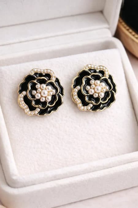 Elegant Black Flower Pearl Stud Earrings for Women with Gold Finish