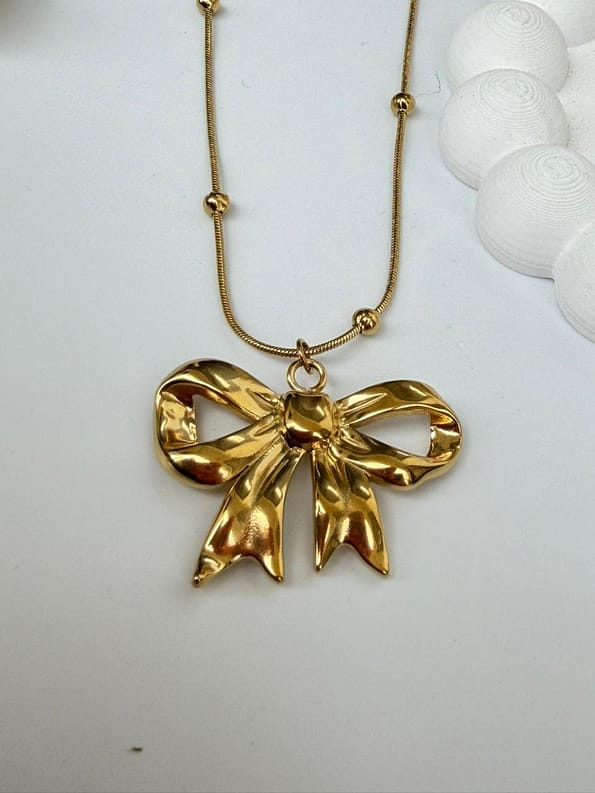 Golden Bow Pendant Necklace